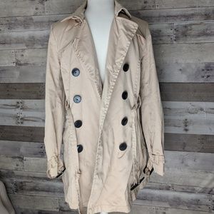 Divided Trench Coat USED